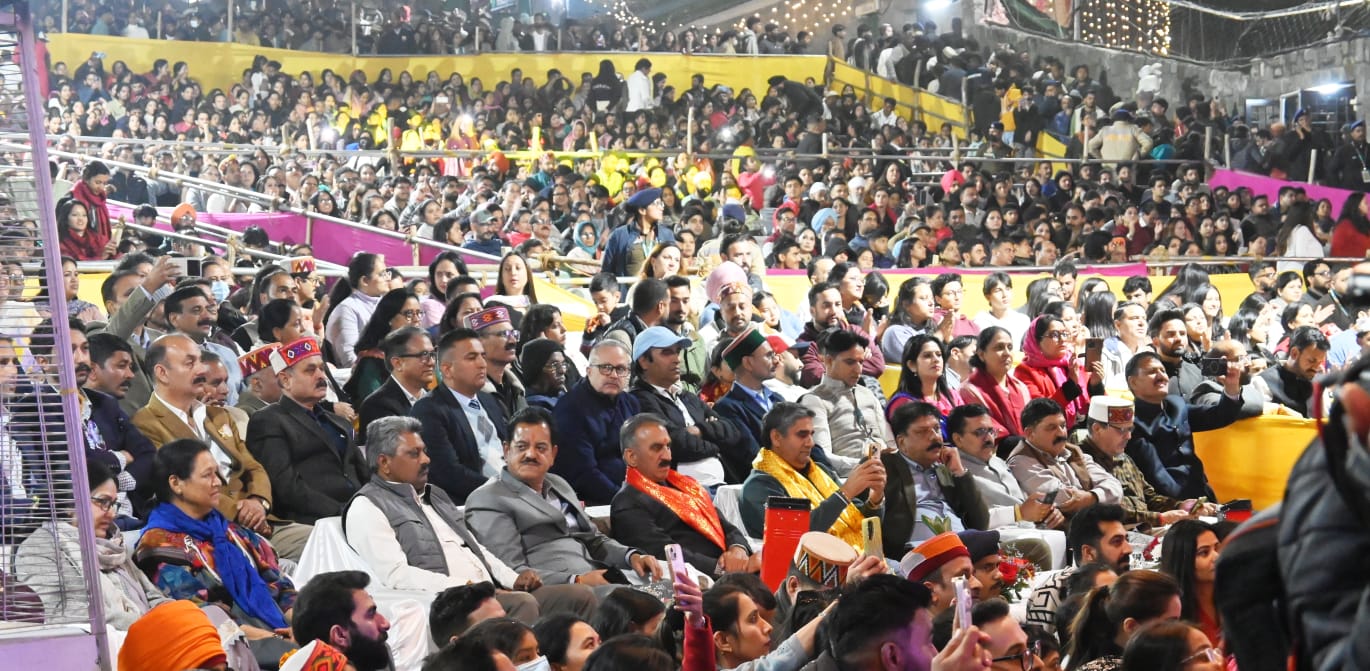 मुख्यमंत्री ने की अंतरराष्ट्रीय कुल्लू दशहरा उत्सव-2026 की छठी सांस्कृतिक संध्या की अध्यक्षता