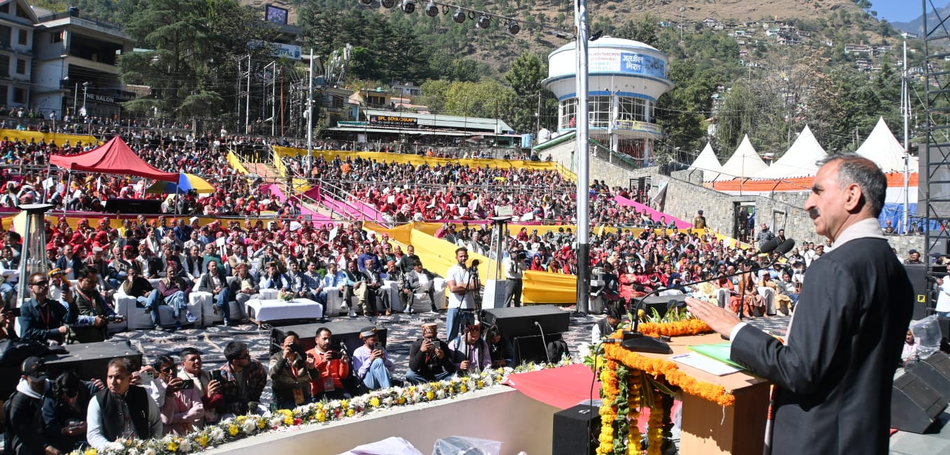 देवताओं के नजराने में 5 प्रतिशत, बजंतरियों के मानदेय में 10 प्रतिशत की बढ़ोतरी, मुख्यमंत्री ने कुल्लू दशहरे के समापन अवसर पर की घोषणा भुंतर में खुलेगा विद्युत सब-डिवीजन
